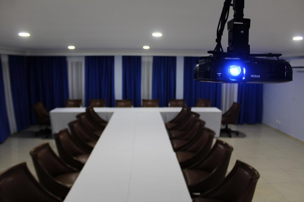 Hotel Le Marly Abidjan Ngoại thất bức ảnh