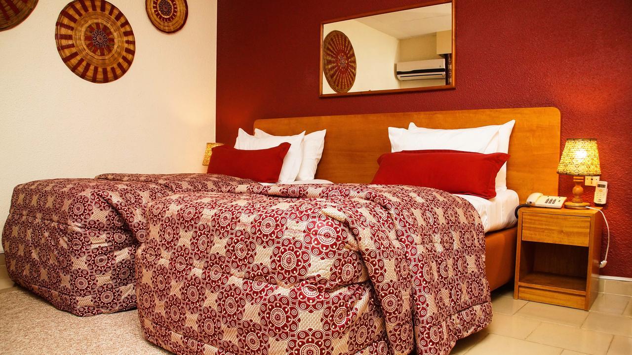 Hotel Le Marly Abidjan Ngoại thất bức ảnh