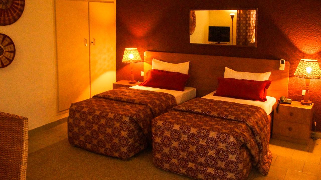 Hotel Le Marly Abidjan Ngoại thất bức ảnh